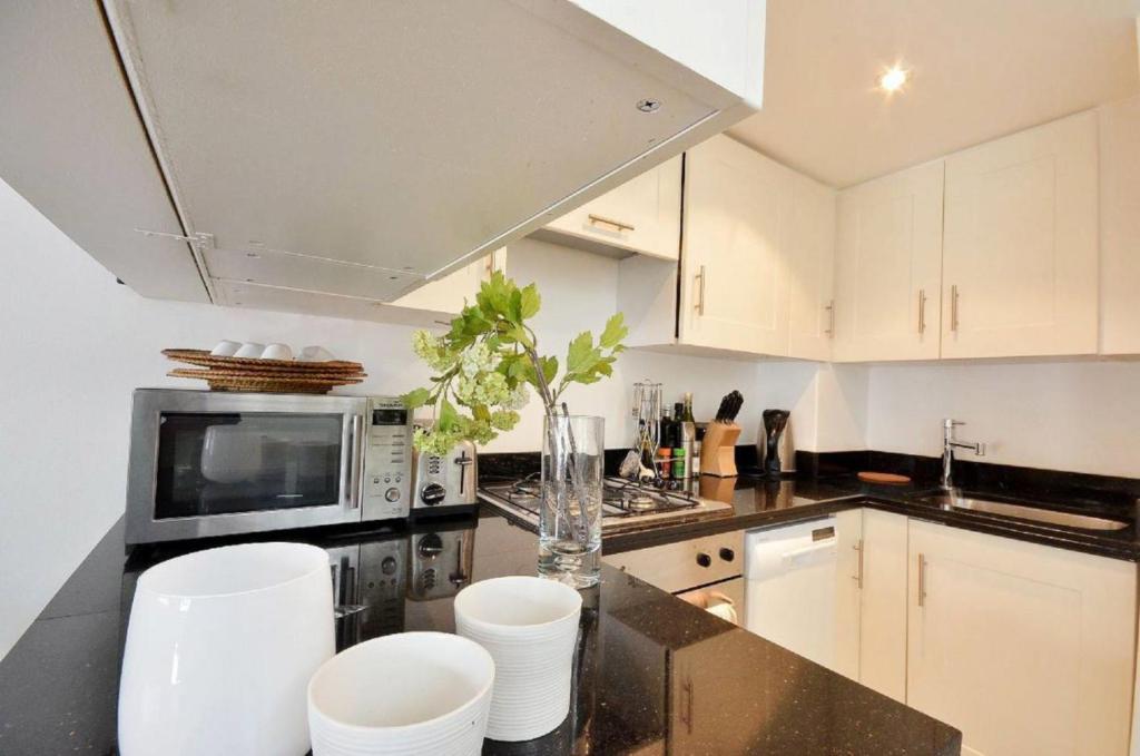 Piccadilly Circus Apartments Londyn Pokój zdjęcie