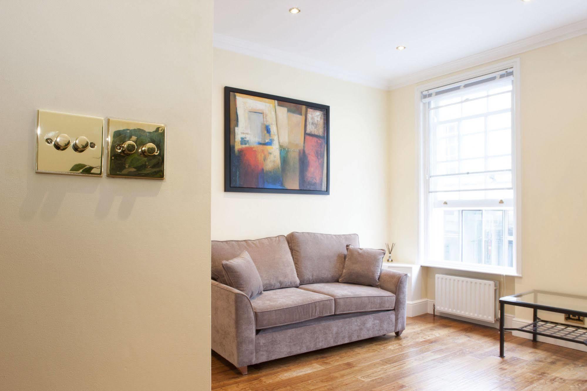 Piccadilly Circus Apartments Londyn Zewnętrze zdjęcie